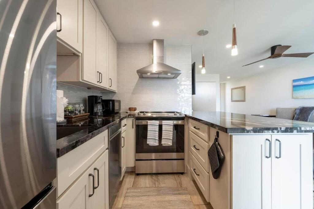 Hale Ono Loa 403- Top Floor, Ocean View, & Complete Modern Remodel Kahana Exterior foto