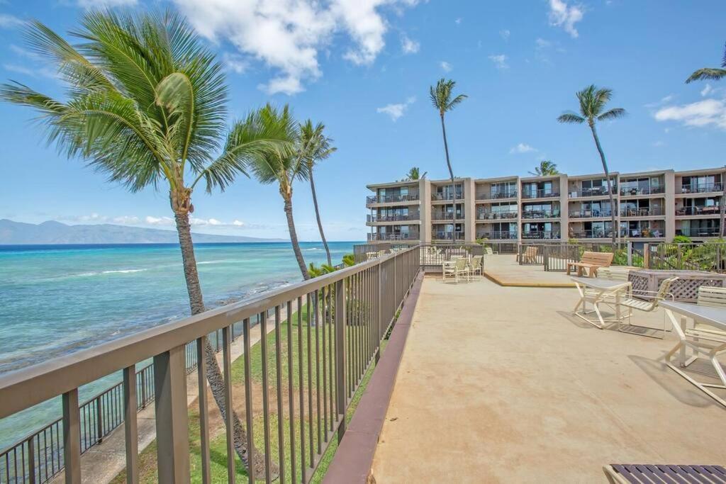 Hale Ono Loa 403- Top Floor, Ocean View, & Complete Modern Remodel Kahana Exterior foto